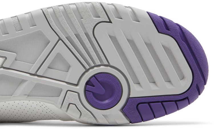 New Balance 650R Interstellar