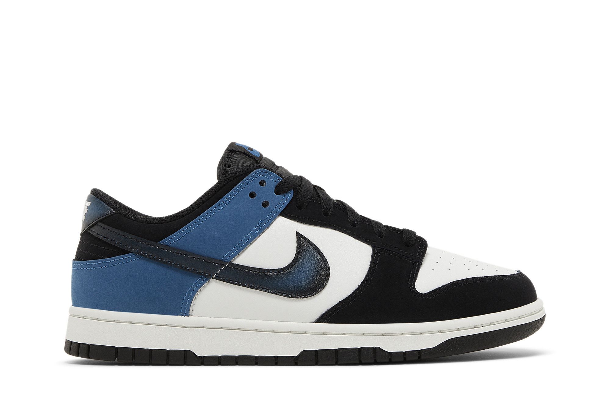 Nike air online brush