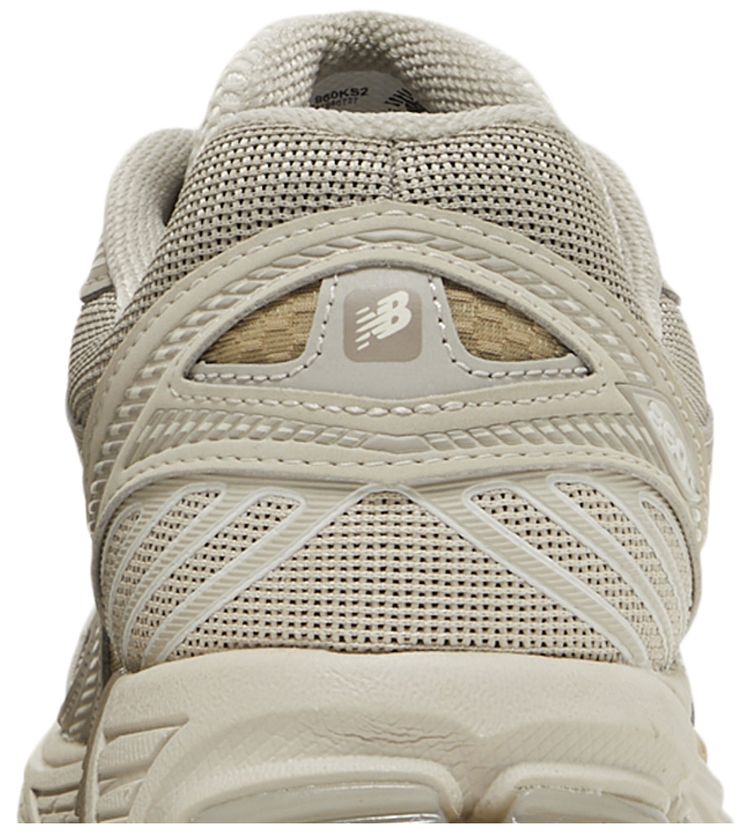 New Balance 860v2 Timberwolf Moonbeam