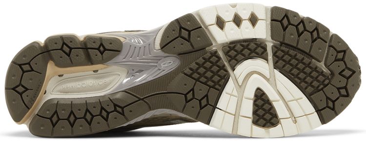 New Balance 860v2 Timberwolf Moonbeam