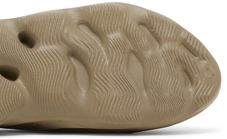 Yeezy Foam Runner Stone Taupe