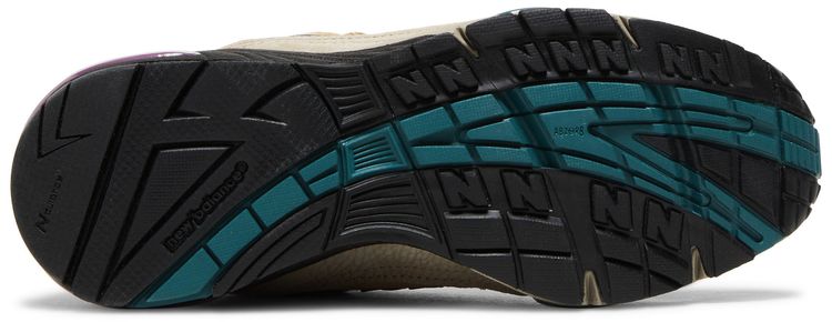 New Balance Palace x Wmns 991 Made in England Taos Taupe Grape