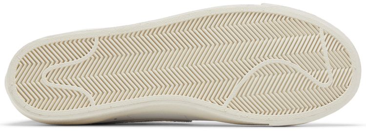 Nike Blazer Mid Tunnel Walk