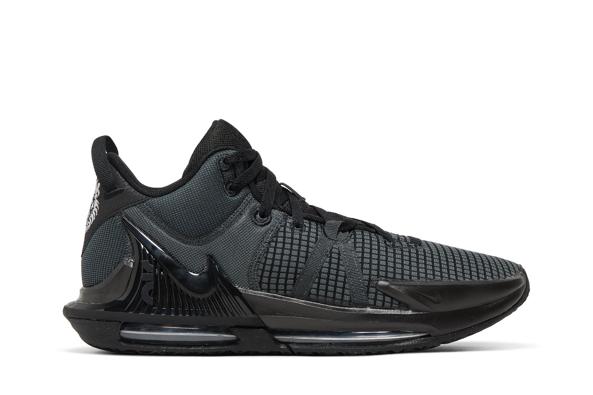 Lebron all black shoes outlet