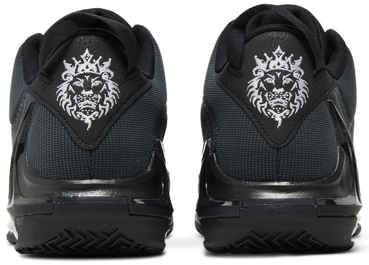 LeBron Witness 7 Black Anthracite