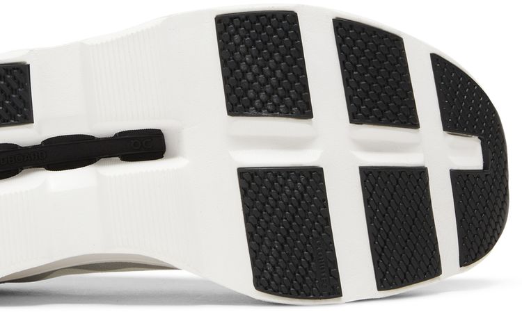Cloudmonster Exclusive White Black