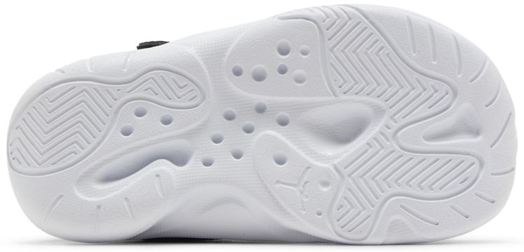 Air Jordan 11 CMFT Low TD Bred