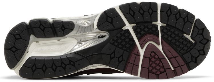 New Balance 1906R Burgundy