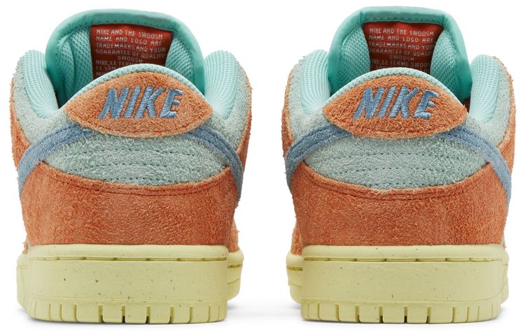 Dunk Low SB Orange Emerald Rise
