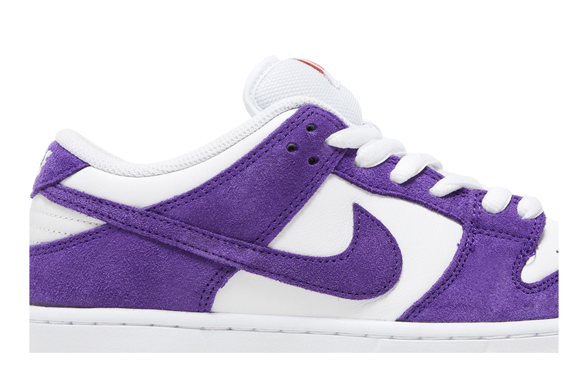 Nike sb dunk suede hotsell