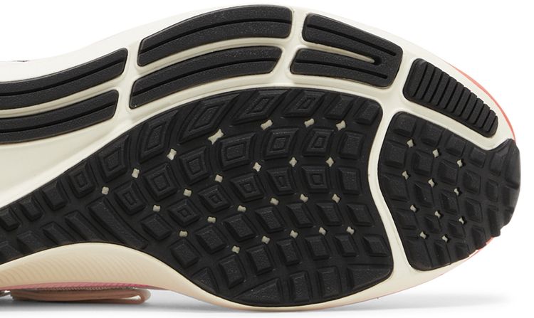 Nike Air Zoom Pegasus 38 FlyEase Rawdacious