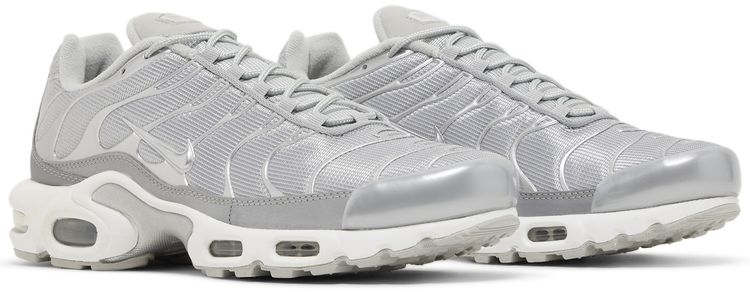 Nike Air Max Plus Metallic Silver
