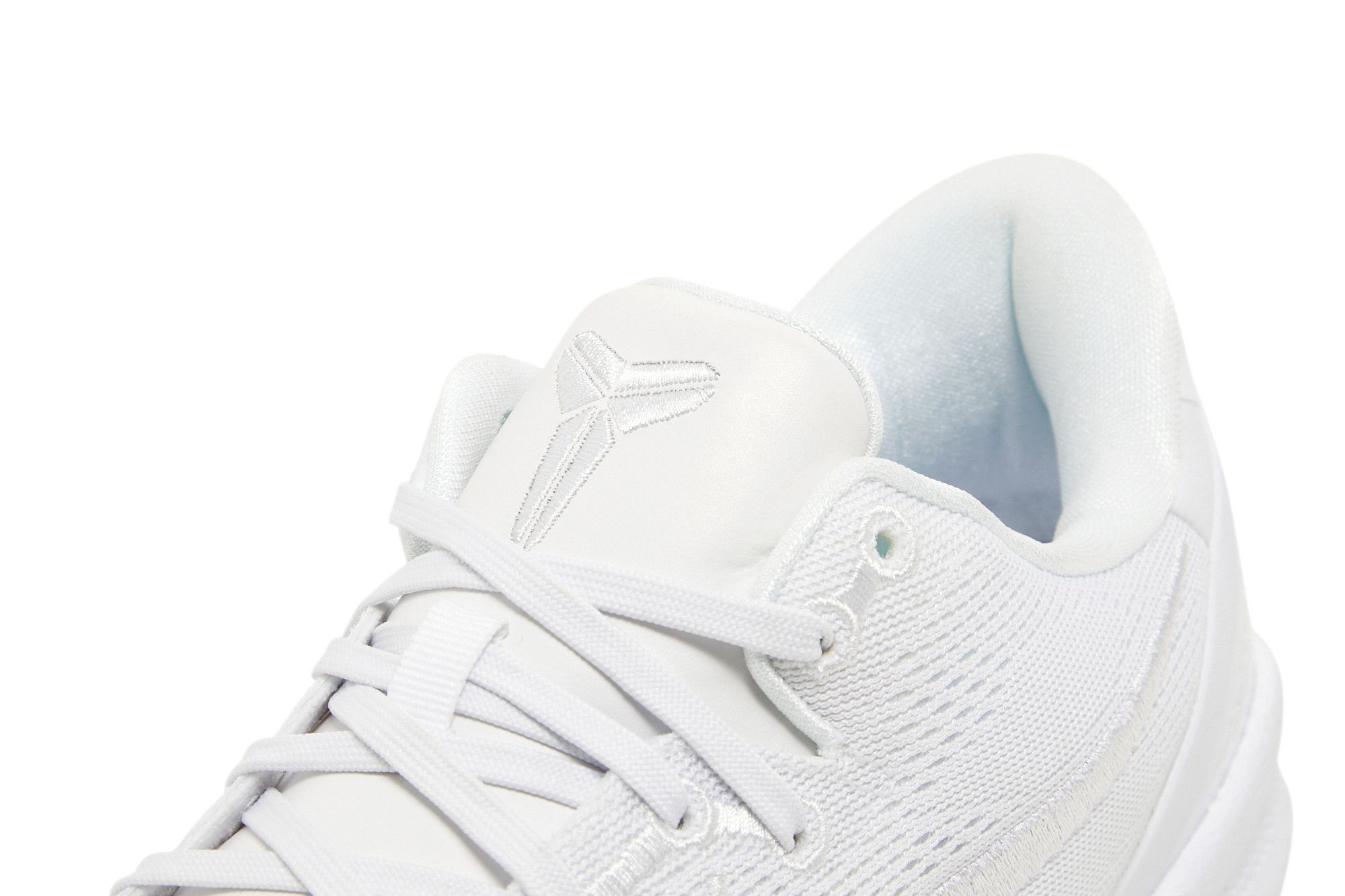 Kobe triple white best sale