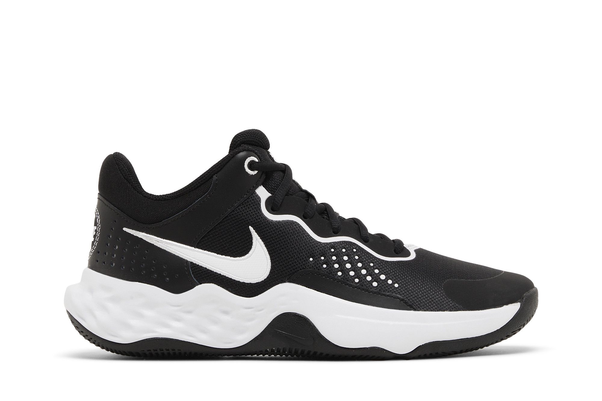 Nike flyby low black and white outlet