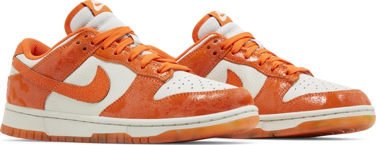 Wmns Dunk Low Cracked Orange