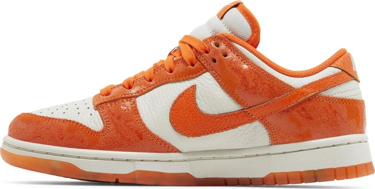 Wmns Dunk Low Cracked Orange