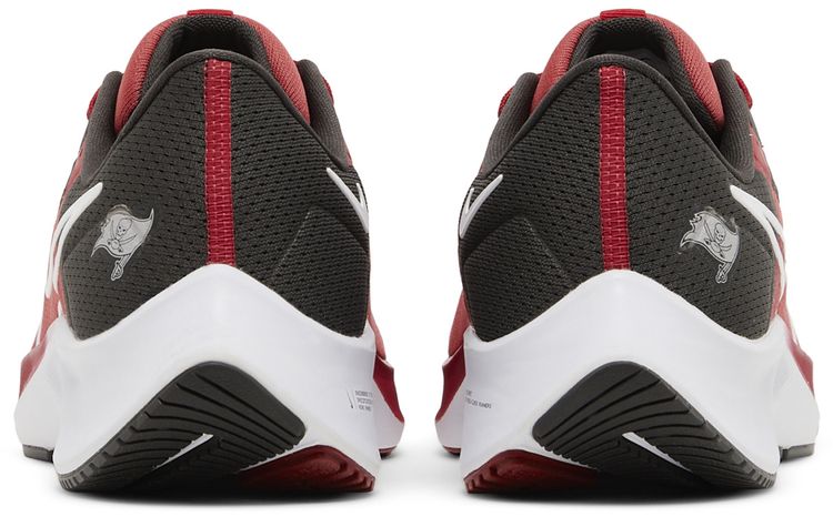 NFL x Nike Air Zoom Pegasus 38 Tampa Bay Buccaneers