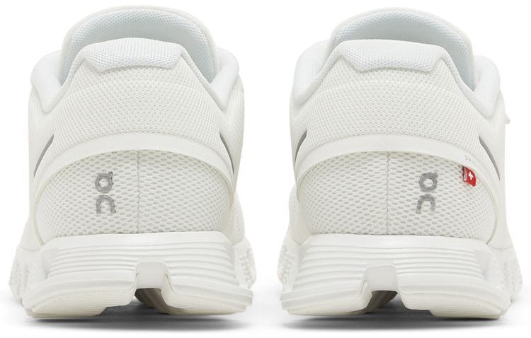 ON Cloud 5 Undyed White