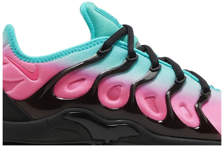 Nike Wmns Air VaporMax Plus Miami Nights