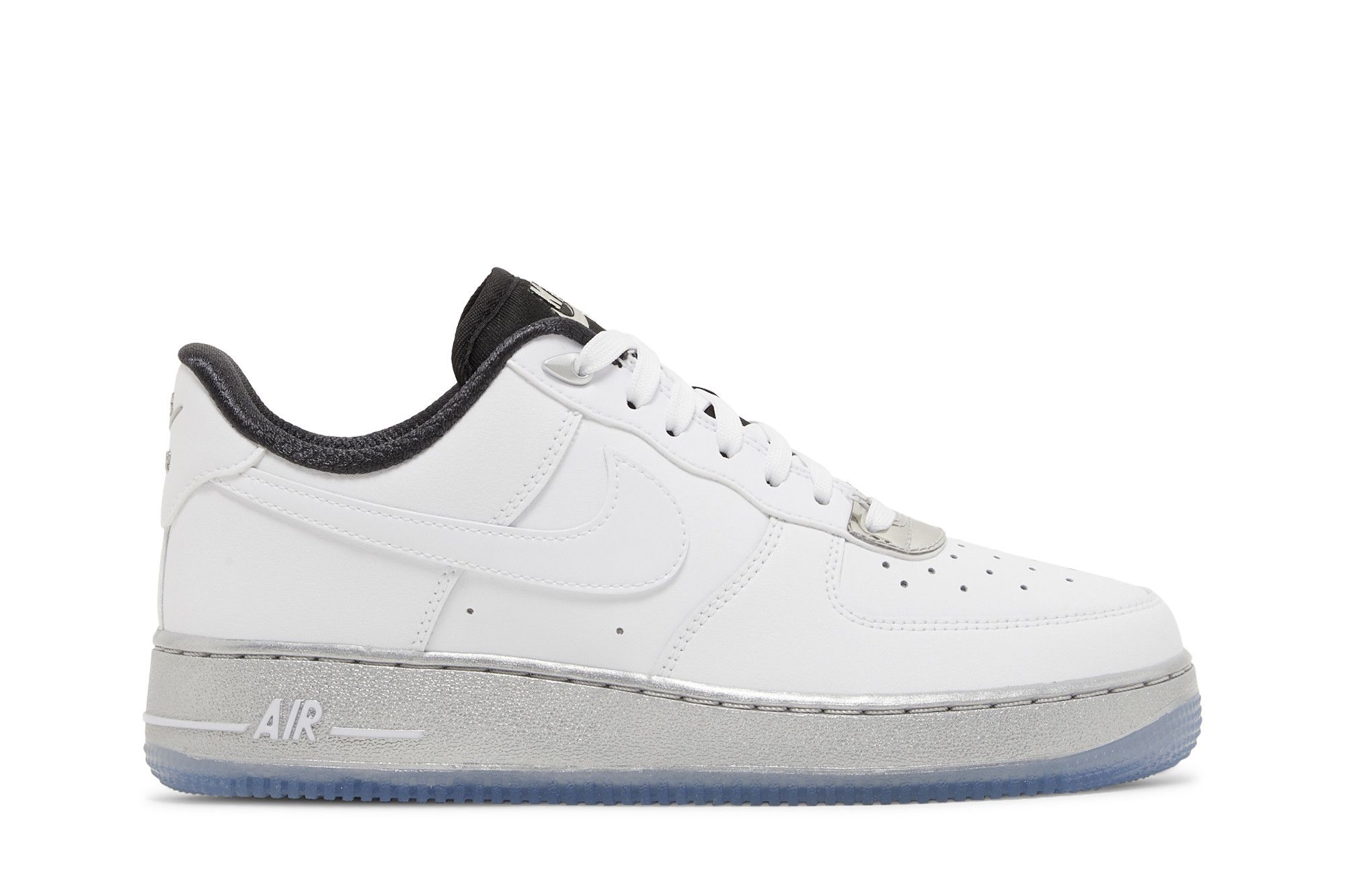 Buy Wmns Air Force 1 07 SE 'Chrome Pack - White' - DX6764