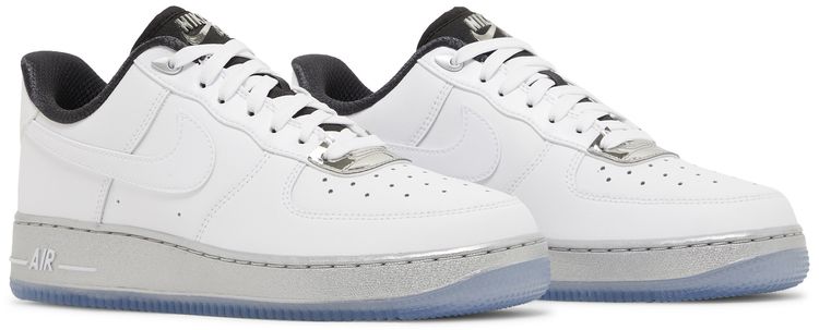 Wmns Air Force 1 07 SE Chrome Pack   White