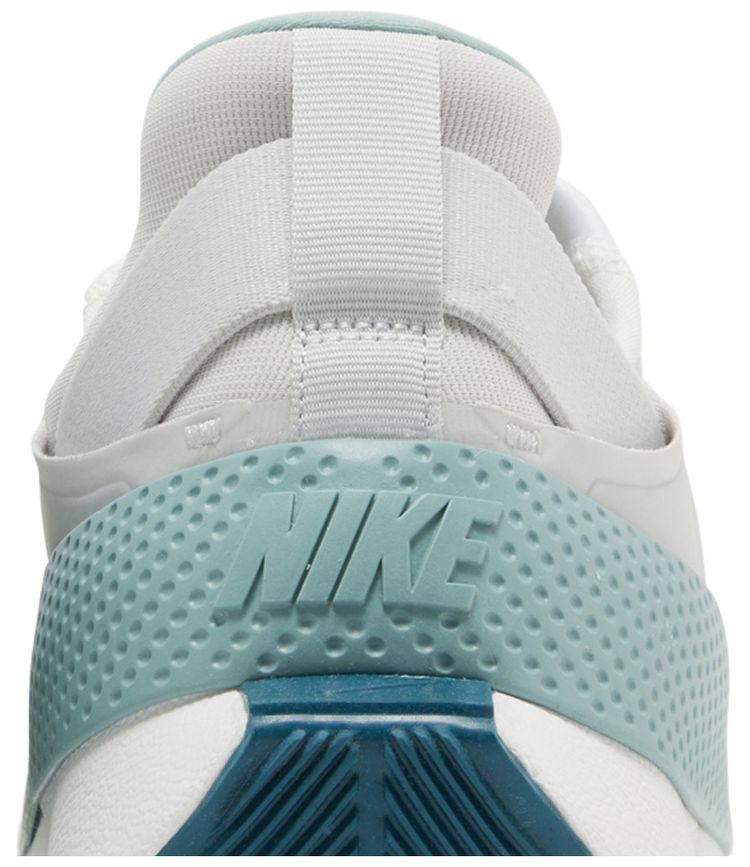 Nike Wmns GO FlyEase Photon Dust Geode Teal