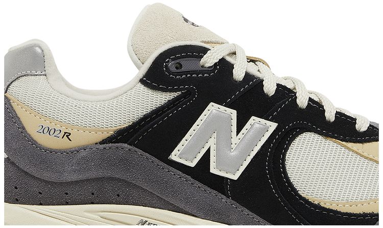 New Balance 2002R Magnet Timberwolf
