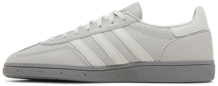 Handball Spezial Triple Grey