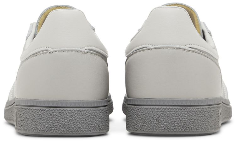 Handball Spezial Triple Grey