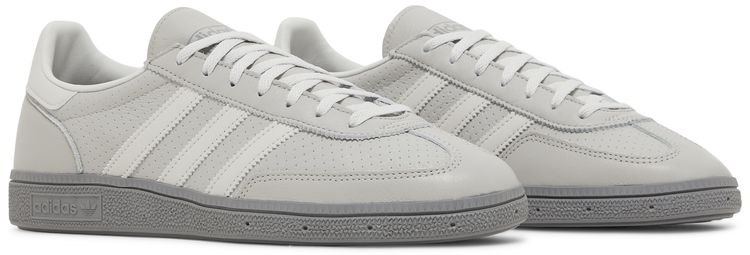 Handball Spezial Triple Grey