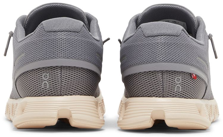 ON Wmns Cloud 5 Zinc Shell