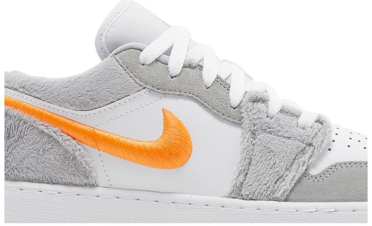 Air Jordan 1 Low GS Rabbit