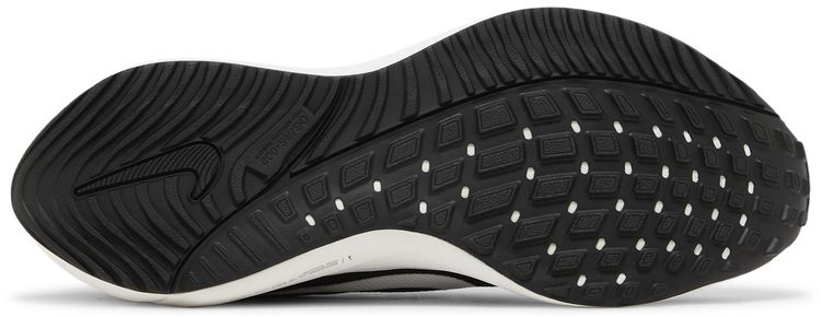 Nike Air Zoom Vomero 16 Black White
