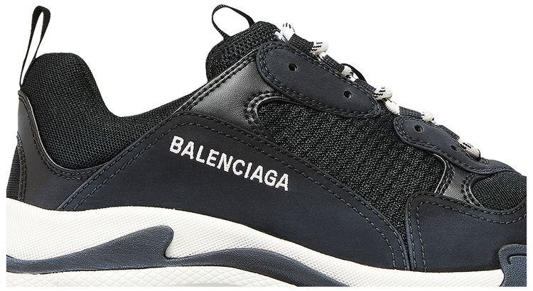 Balenciaga Triple S Sneaker Black Red