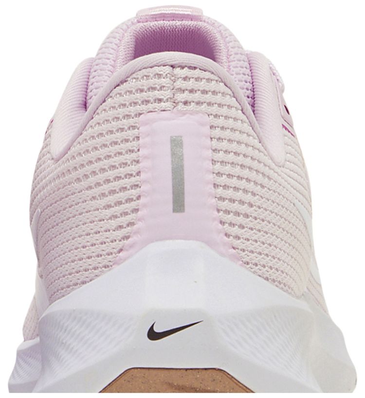 Nike Wmns Air Zoom Pegasus 40 Pearl Pink