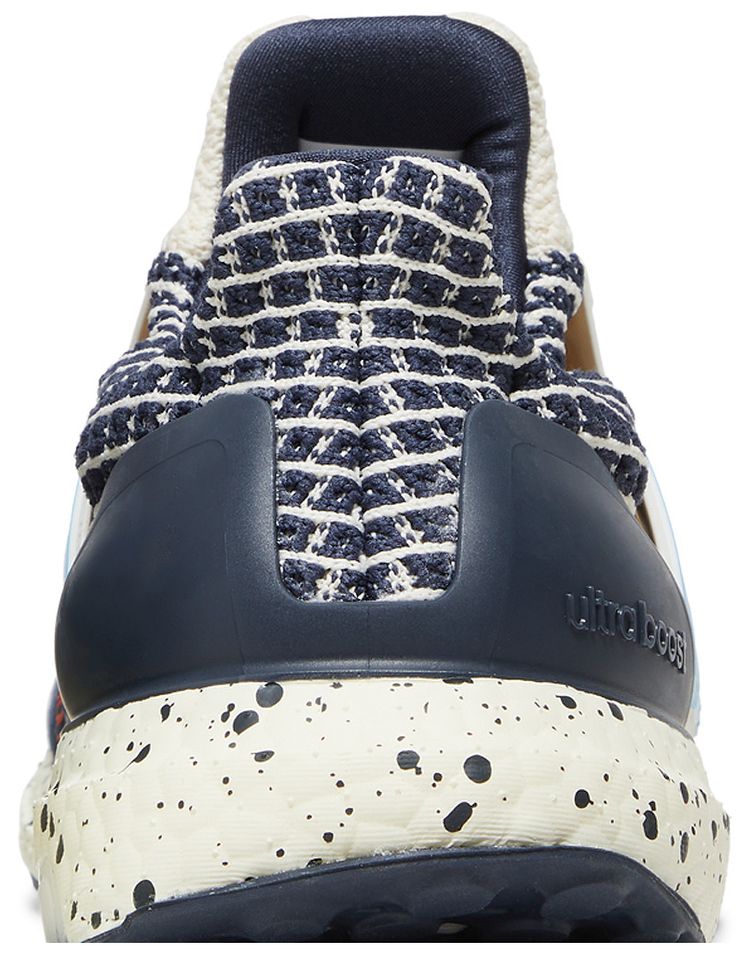 UltraBoost 50 DNA Shadow Navy Pulse Blue