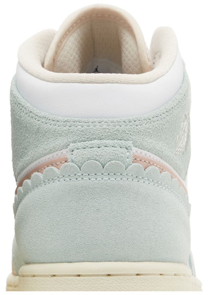 Air Jordan 1 Mid SE GS Scalloped Edge