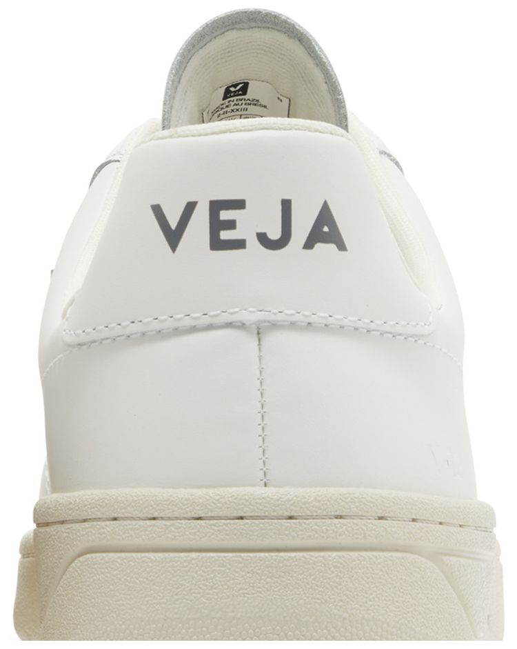 Veja V 12 Extra White
