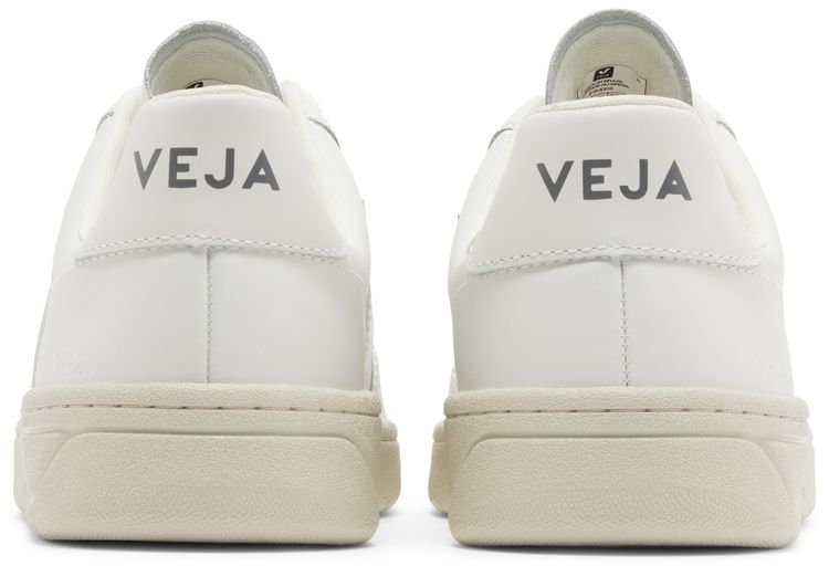 Veja V 12 Extra White