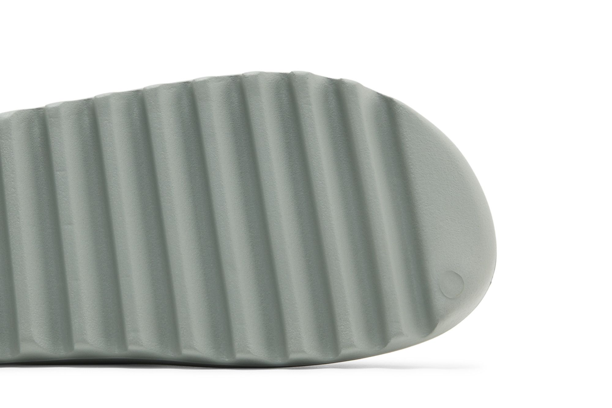 Buy Yeezy Slides 'Salt' - ID5480 | GOAT CA