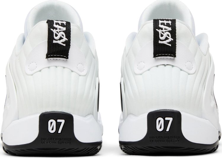 KD 15 TB White Black