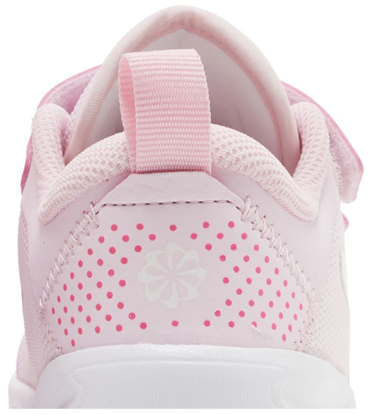 Nike Omni Multi Court TD Pink Foam