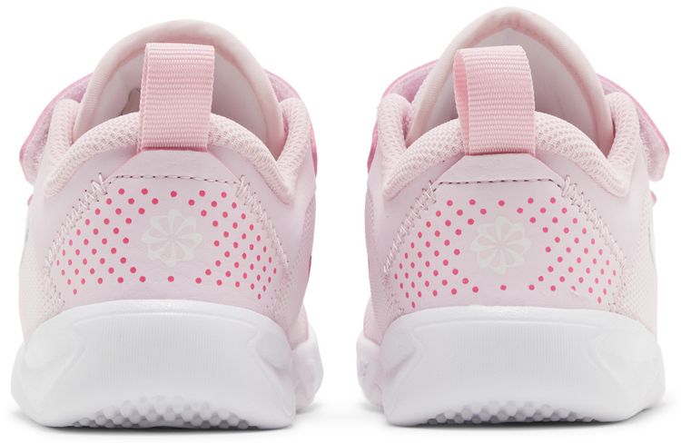 Nike Omni Multi Court TD Pink Foam