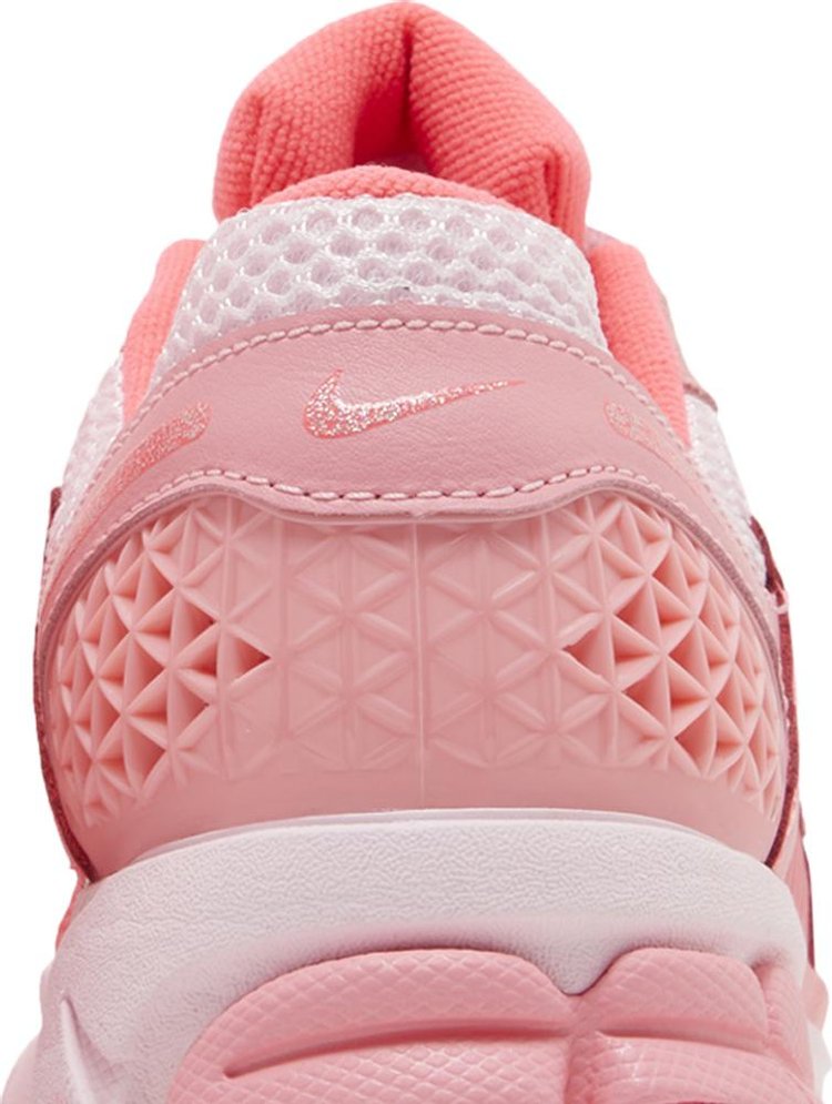 Wmns Air Zoom Vomero 5 Barbie