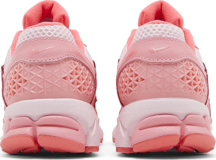 Wmns Air Zoom Vomero 5 Barbie