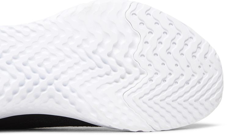 Nike Epic Phantom React Flyknit Black