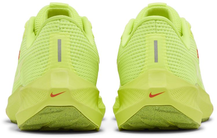 Nike Wmns Air Zoom Pegasus 40 Volt