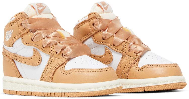 Air Jordan 1 Retro High OG TD Praline