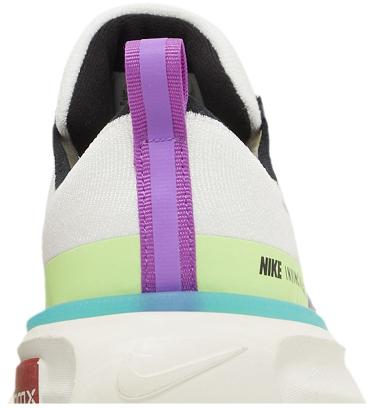 Nike ZoomX Invincible 3 Mismatched