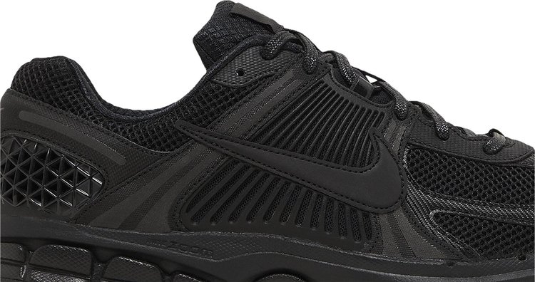 Air Zoom Vomero 5 Triple Black